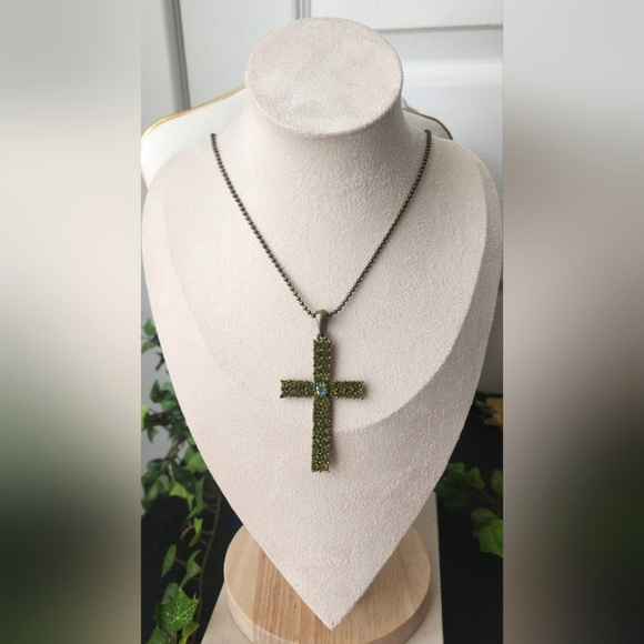 Brass Green Crystal Cross Pendant on 18" Chain - Picture 1 of 6